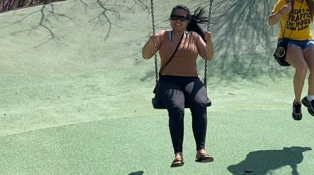 Sometimes you just gotta let that inner-child play on the swings! 😁Appreciate you guys! youtube.com/channel/UC2vmH…

#vanlife #solofemaletravel #livinginavan #travel #solofemalevanlife #roadtrip #travelvlog #travelvlogger #Nomad  #vanlifer #lazyassian #traveling #carcamping