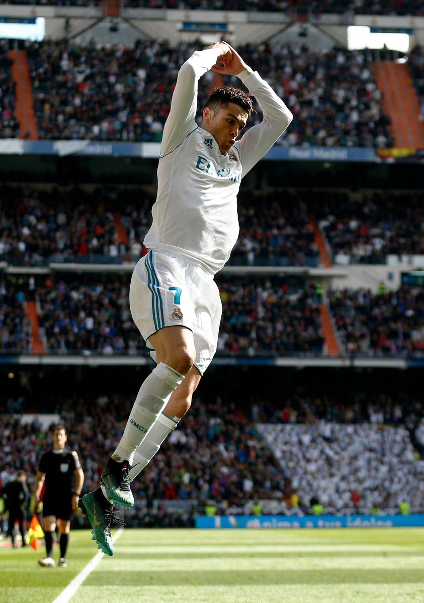 aupsevenn's tweet photo. 5 anos do último "SIIIIIIU" do Cristiano Ronaldo no Santiago Bernabéu. Não fazíamos ideia. https://t.co/79uQDEz0Hs