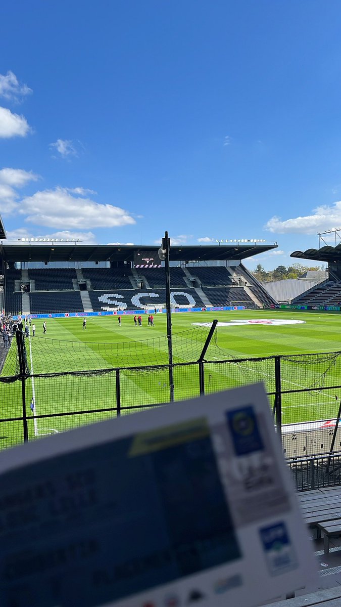 ALLEZ LILLE ⚜️❤️🤍
#LilleOnTour 
#SCOLOSC