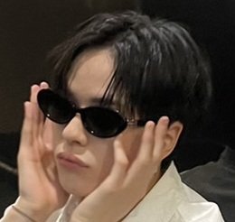 FtMihjKaIAArrq6?format=jpg&name=360x360