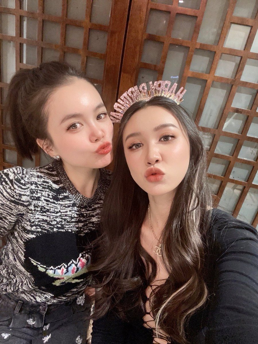 Scarlet85802242's tweet photo. Happy birthday to me , Be have a great life and healthy in this years . 🎊🎉🎂 https://t.co/QUeDJITR2t