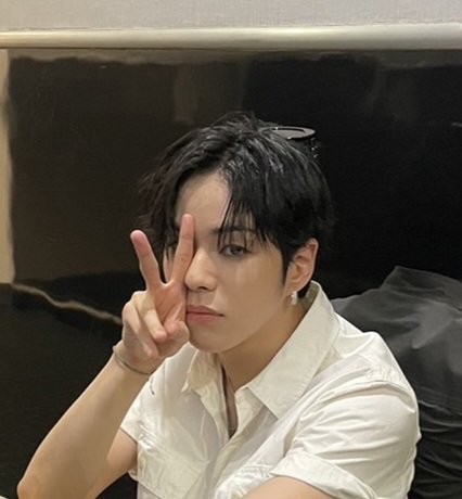 FtMjOR-aYAA1IkZ?format=jpg&name=small