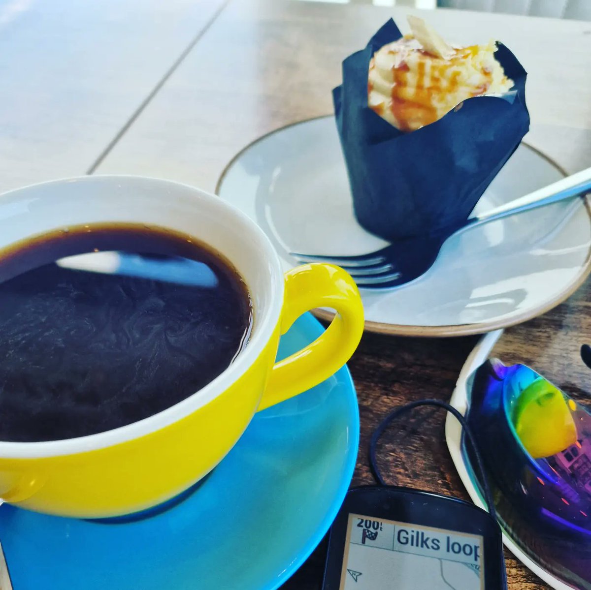 CotswoldCopyRos's tweet photo. It would have been a crime not to get back #inthesaddle on a day like today π To Gilks cafe for @MonsoonEstates coffee with lots of GF cake options π #cyclesforcake #blueskies https://t.co/E5jJ6Ur5B0