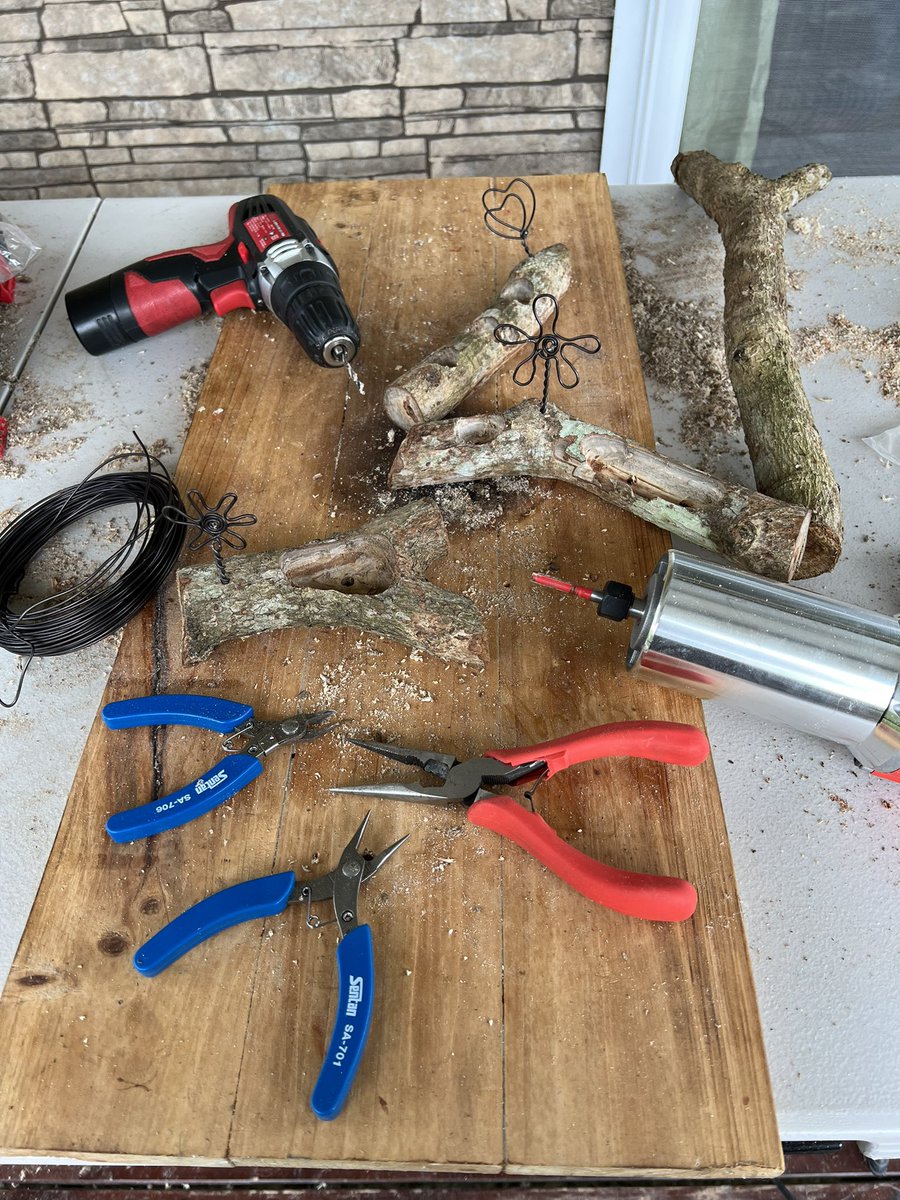 Milygo_W's tweet photo. DIY  樂趣多

#多肉植物
#木作DIY https://t.co/Nxqqef8M8p