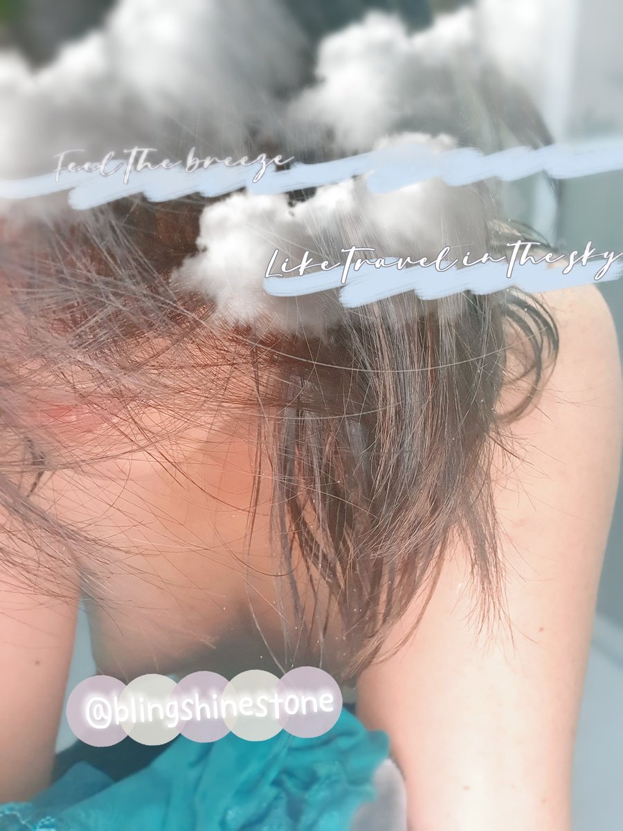blingshinestone's tweet photo. a quiet weekend...
#undertable #milf #nakedmom https://t.co/wg1HHZIg2F