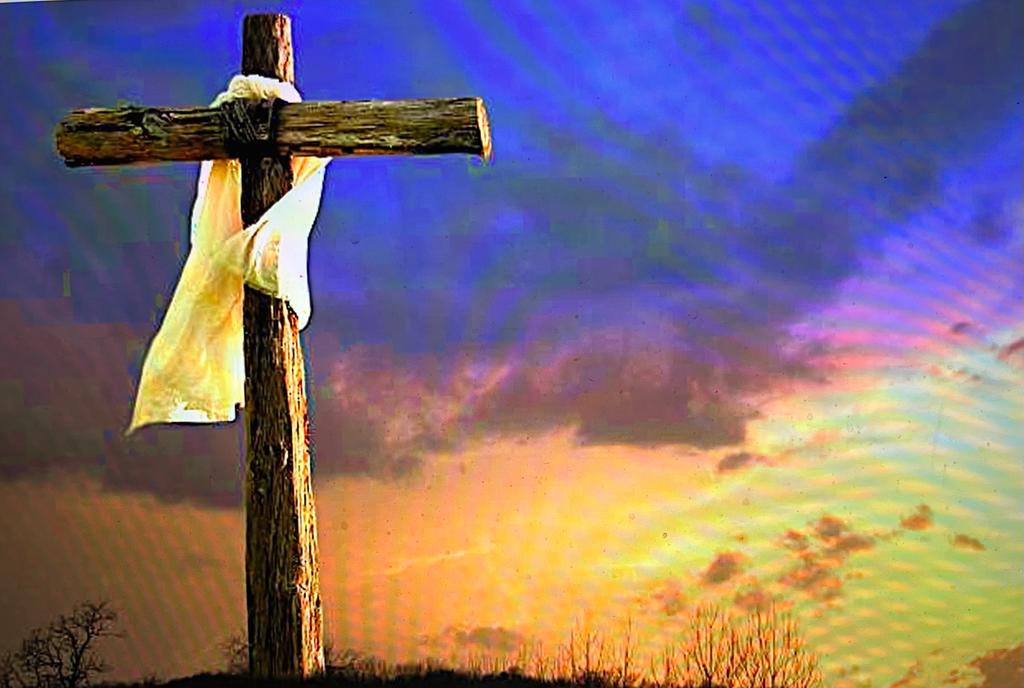 El sábado santo es la conmemoración de Jesús en el sepulcro luego de su descenso al abismo y la vigilia pascual, para conmemorar la resurrección de Jesucristo según las profecías, el fuego nuevo y la luz, para orar por el renacer de la Patria por la Vida y La Paz.