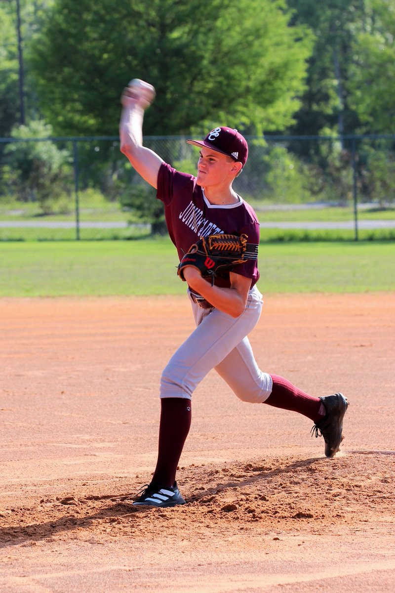 benkleinpeter12's tweet photo. Love to pitch! https://t.co/y03ja9TS0l
