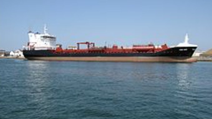 🔴🚢⚓ Un navire-citerne rempli de 48 millions de litres de #diesel commandé par la société #PRESTIGE a déjà accosté dans le port de #DaresSalaam. Il devient le 2ème navire de livraison de produits pétroliers à destination du #Burundi