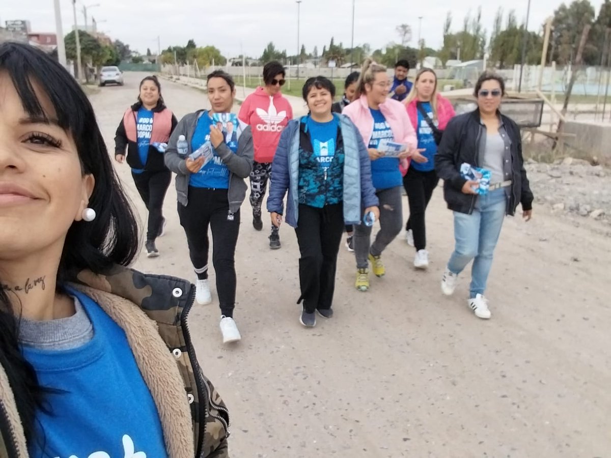Sábado de #PuertaAPuerta en el oeste
#Seguimos
Más Equipo Para Neuquén 💪
