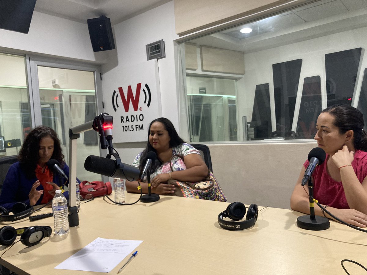 antonionerij's tweet photo. Iníciamos en #ReporteW con Soledad Fregoso, María del Refugio Herrera y Jimena Coronado Del Valle de “Mamás de Corazón” sobre la adopción de niños” @WRadio_Gdl https://t.co/gTx2NbzZnF