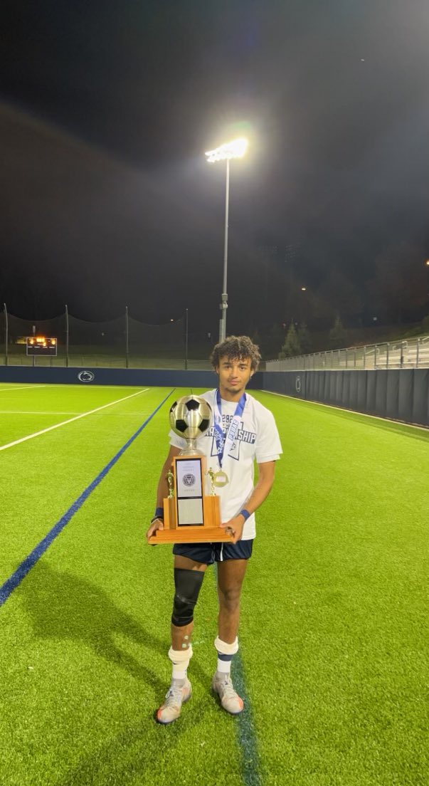 kimgarthwait's tweet photo. @GoPSUsports He's my favorite Penn State Athlete. #PSUBW #soccer https://t.co/NE3cHtEfm2