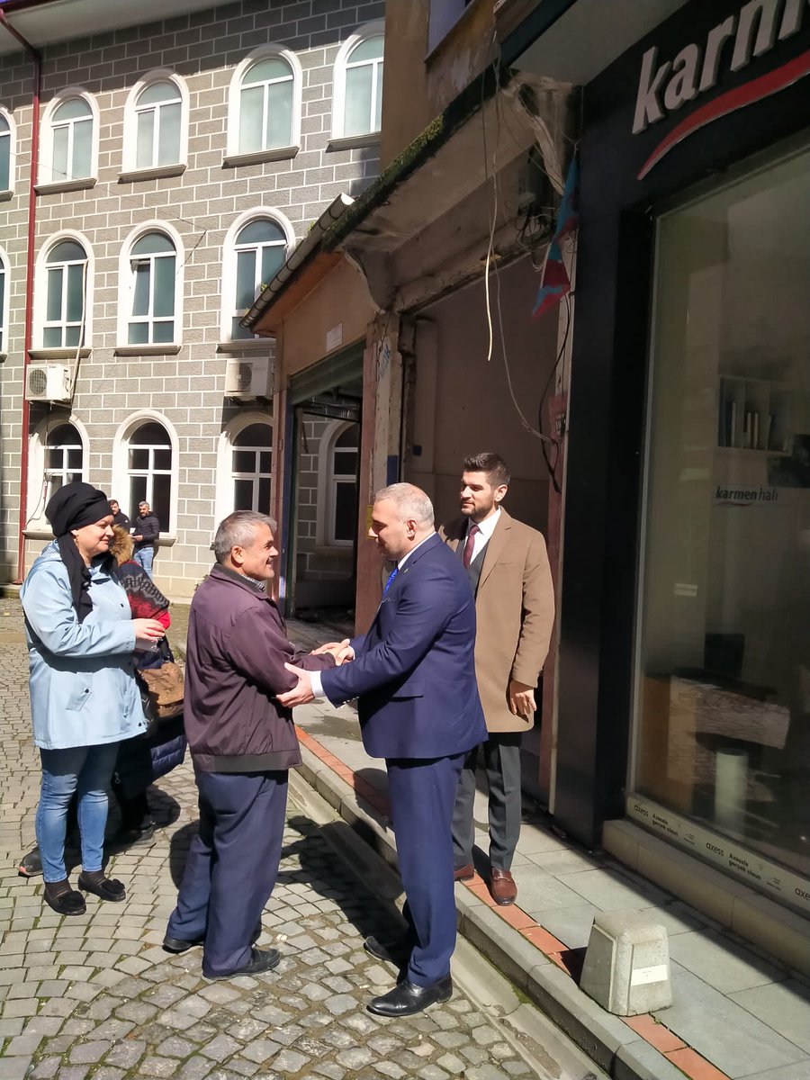 hkvelioglu's tweet photo. GELECEK PARTİSİ olarak Of İlçemizde milletvekili aday adayımız Efecan Çakıroğlu ile hemşehrilerimizle buluştuk. Of, her zaman ki gibi bizi bağrına bastı.
#cumartesi #Secim2023 
@GelecekPartiTR @gonulluTR @TrabzonGelecek https://t.co/9VI5nQsSCh