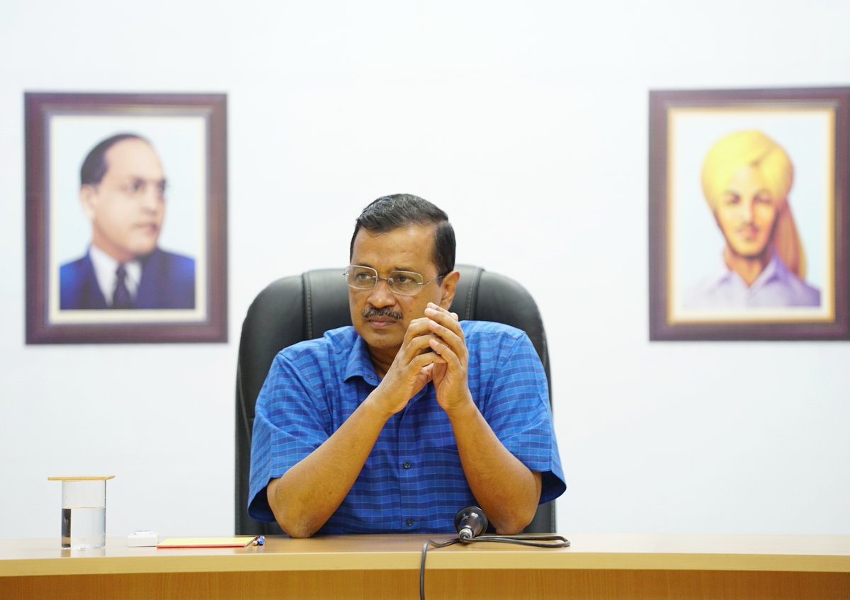 ArvindKejriwal's tweet photo. आज ज़िला अदालतों की बार एसोसिएशन के प्रतिनिधिमंडल से मिला। हाल की एक घटना से दिल्ली में वकील साथी अपनी सुरक्षा को लेकर बेहद चिंतित हैं और एक 'एडवोकेट प्रोटेक्शन एक्ट' की माँग कर रहे हैं।

मेरा वादा है- दिल्ली सरकार के अधिकार क्षेत्र में हम सभी वकील साथियों की हर संभव मदद करेंगे। https://t.co/cOJyOe4ZI7