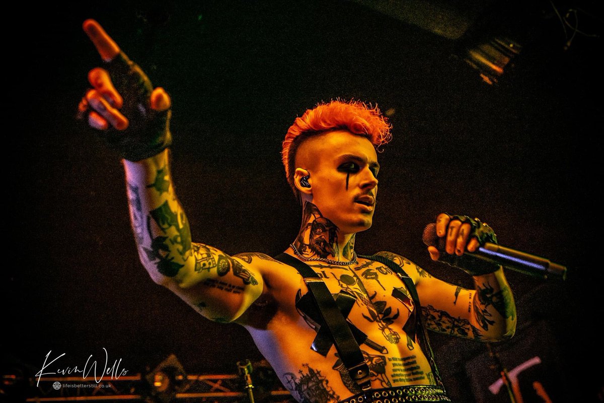 BigwhopperKevin's tweet photo. The Hara at the O2 Academy Sheffield @TheHaraBand @O2AcademySheff @academyevents @AMGPressOffice #livemusic #livemusicphotograhy #o2academysheffield #canonphotography @Leadmill #sheffieldissuper #sheffield https://t.co/orIh6JHm8J
