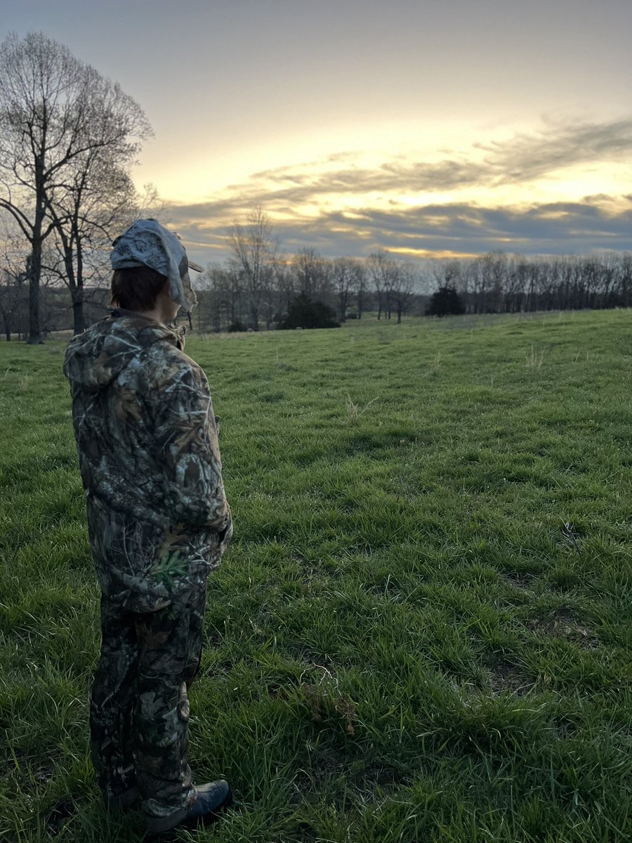 thimschoot1106's tweet photo. Spring Saturday in Arkansas 4 of 10: Beautiful morning to chase some birds across Gods beautiful creation. The sacrifice he gave us with his son is one to not be taken for granted. Don’t forget to worship the creator and not the creation this Easter weekend! https://t.co/3p3VlV2Yud