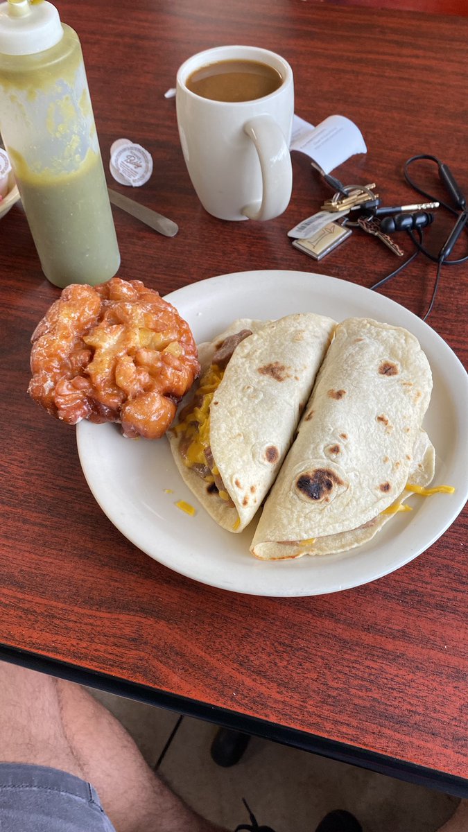 Lezon2025's tweet photo. San Antonio it is so good to be back! https://t.co/vGSH3trCD4