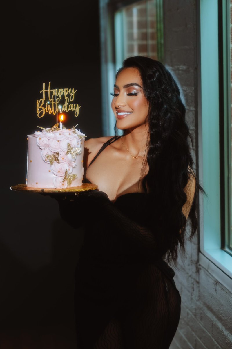 marthasxox's tweet photo. National me day #AriesSeason ✨♈️ https://t.co/rjZwApBacT