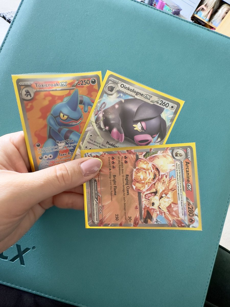 terri_dev's tweet image. Todays pulls from s&amp;amp;v #Pokemon #PokemonScarletViolet #PokemonTCG