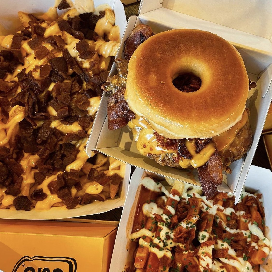 Bread Meats Bread tweet media