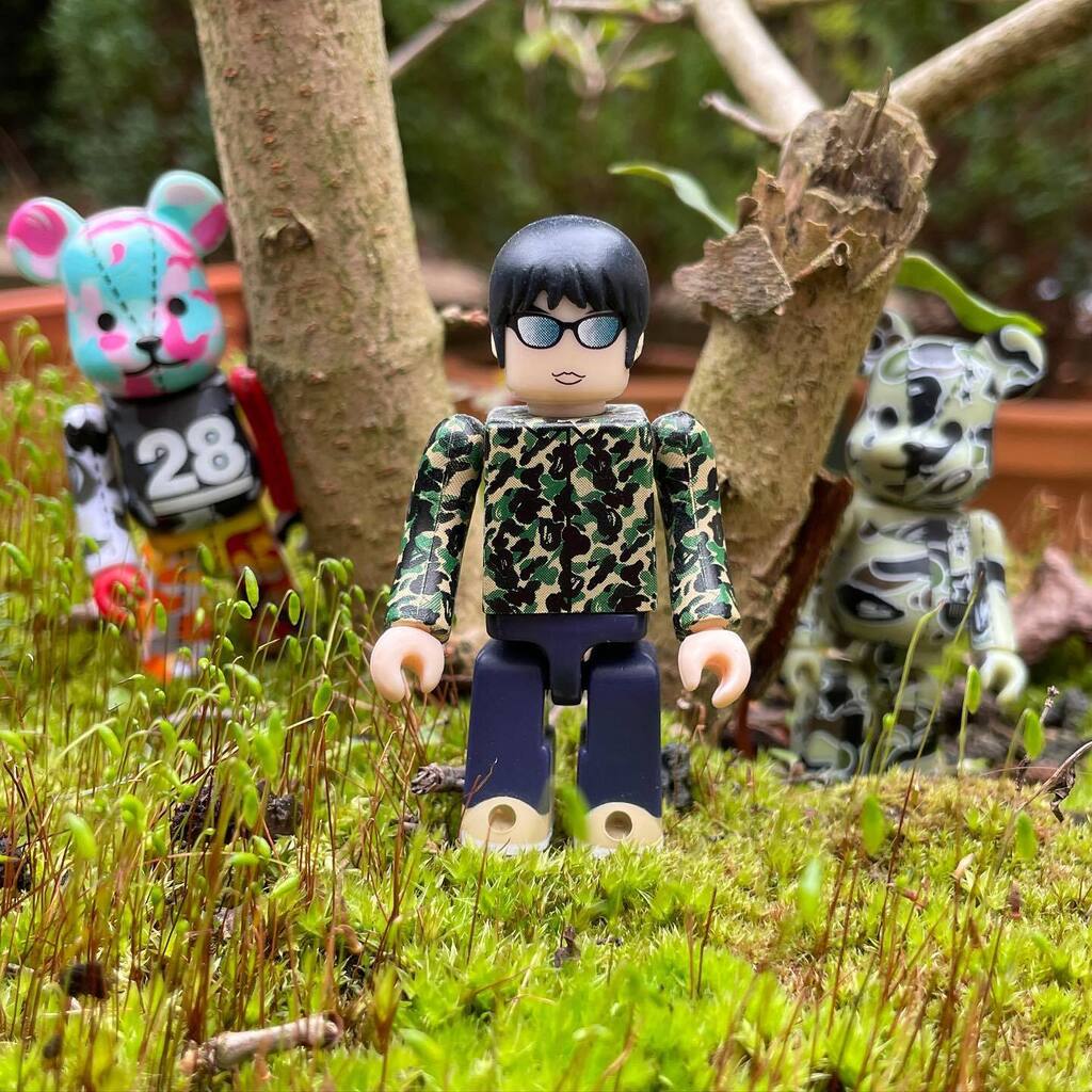 Spontaneous diorama building whilst gardening. I’m such a nerd…
—
For deep cuts of Bape history check out <a href="/tokyomilkshop/">TOKYOMILKSHOP 🐮®</a> 
—
#bape #nigo #bapehead #bapejapan #bapeheads #bapecollector #bapecollection #bapecommunity #bearbrick #bearbricks #bearbrick100… instagr.am/p/Cqxz_1qN7-S/