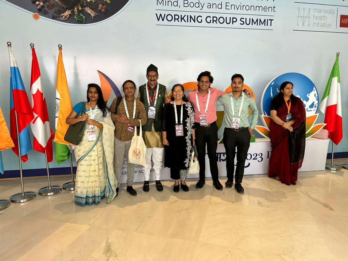 iwgindia's tweet photo. IWG members presented a poster on 'India Investment Case 2021' at the C20 Integrated Holistic Health Summit held today. #PowerToCommunities #investincommunities  #Civil20India2023 https://t.co/jJgjsSDg7G
