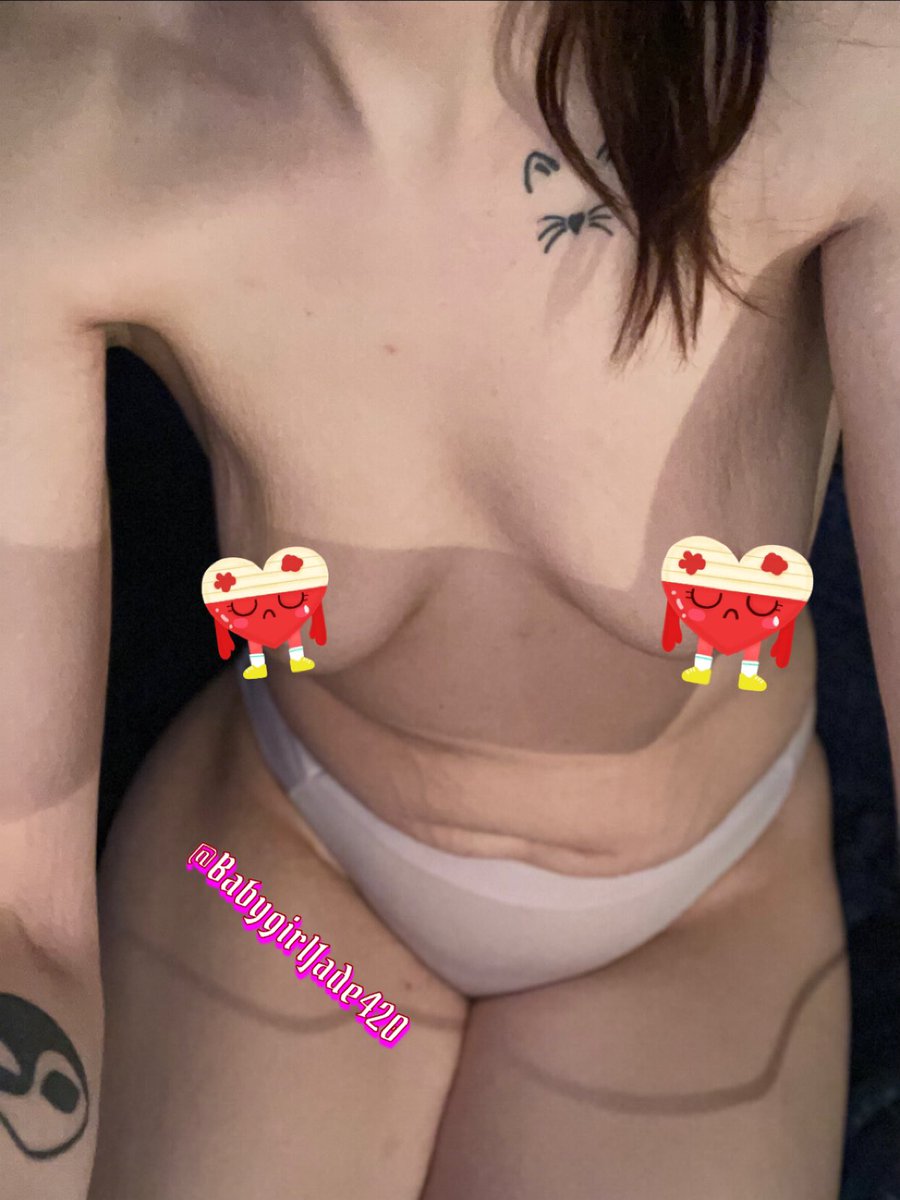 BabygirlJade420's tweet photo. Really wish I was pretty enough to be worth something…#Caturday #brat #brattysub #daddy #little #littlegirl #needacaretaker #prettylittle #prettylittleprincesse #prettylittleprincess #prettylittlething #SpoilMe #stonerchick #sub #Submissivebitch https://t.co/Qed1iWcgm9