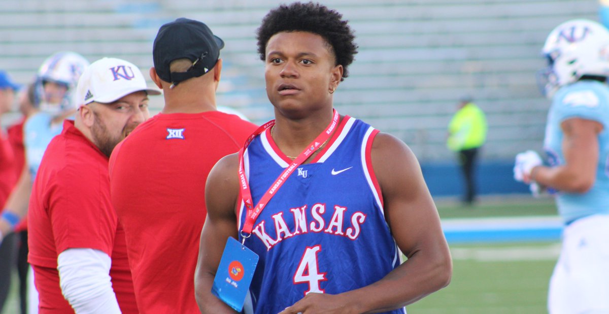 #KUfball signee Logan Brantley (<a href="/LoganBrantley4/">Logan Brantley 🥷🏽</a>)  was in Lawrence yesterday. On National Signing Day Lance Leipold said the linebacker could be a future captain at KU.

Profile: 247sports.com/player/logan-b…