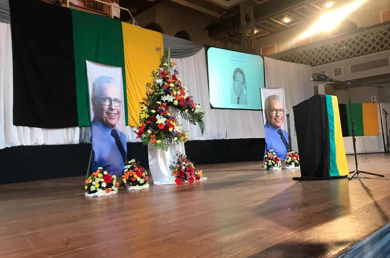 Mbuso P Siera tweet media