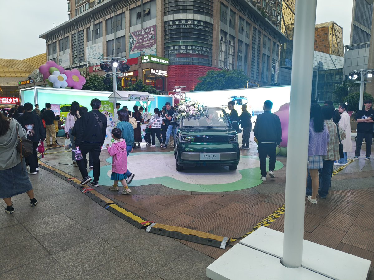 tanjun26292144's tweet photo. 电动汽车五菱 https://t.co/qPwc5b6twc