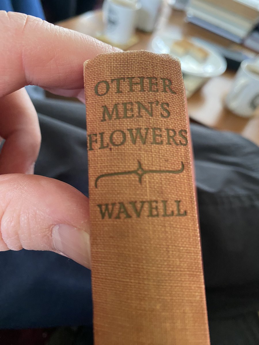 onepingvasiliy's tweet photo. I’m not a poetry person at all but I picked this up in a second hand bookshop today wondering what it is. Imagine my surprise to read the name on the spine and then open it up to see the man himself 😳😂 #books #Wavell 📚📚 https://t.co/gXjFGO6n9f