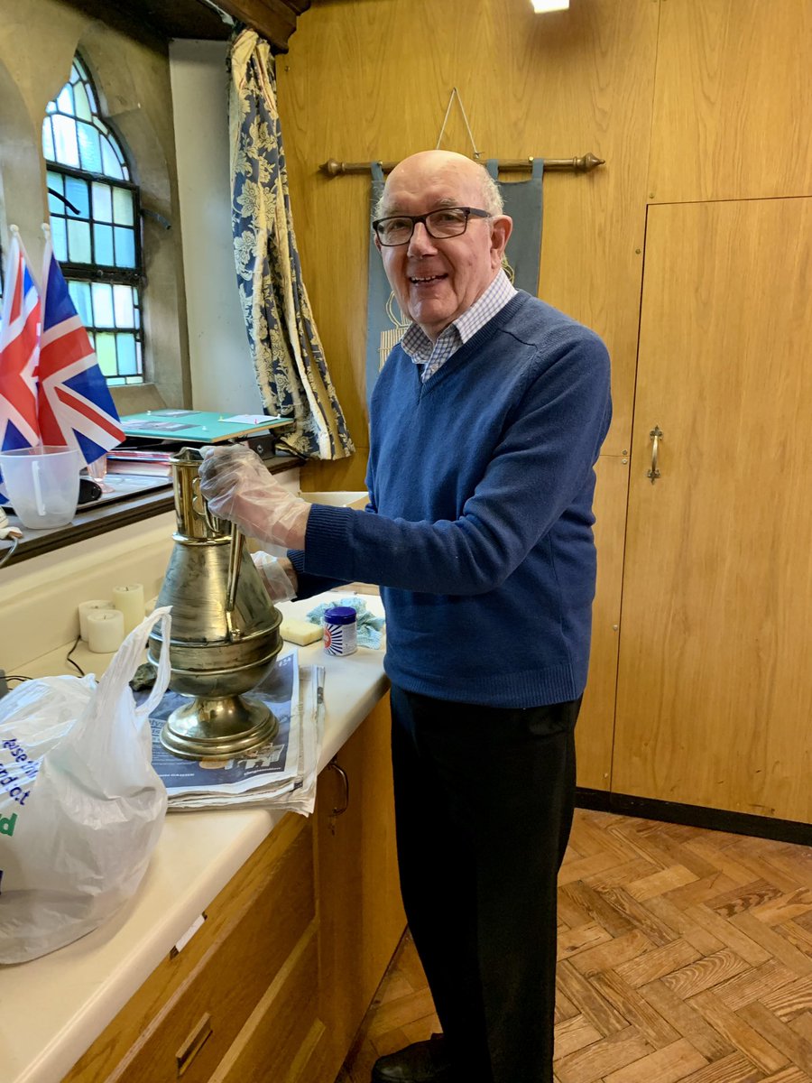 ccsjradlett's tweet photo. We are #ResurrectionReady!
Thank you to all flower arrangers, brass polishers, musicians, service printers, lifters and shifters, cake bakers, tea makers, altar cloth and candle changers.
Pictured is our beloved Derek polishing off the last of the work.
@diostalbans https://t.co/eyieN3v2t0