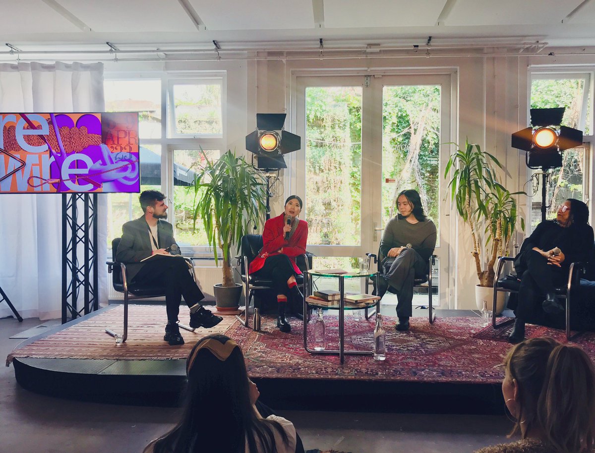 Veering Voices: @hatis_noit, @pamelaz and @lucyliyou in conversation for @rewirefestival and to be broadcast on @WORM_Rotterdam. rewirefestival.nl/artist/veering…