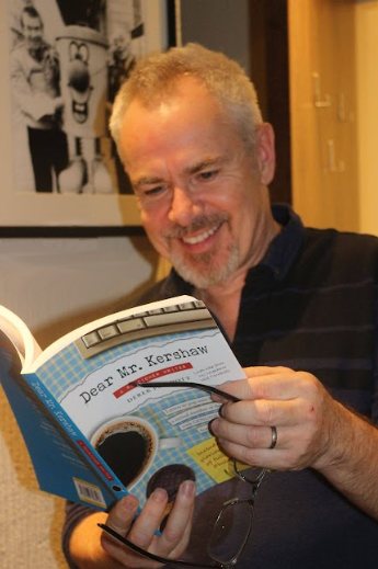 We will never tire of this pic.. the gent that started it all with Book 1.. #DearMrKershaw @NikKershaw_HQ @NikKershaw @SarahKKershaw @Nik_Japan @NikKershawZone .. with a donation to CRISIS.. £1,028 raised in 2 months :) amzn.to/3KihpjL #80s #80smusic