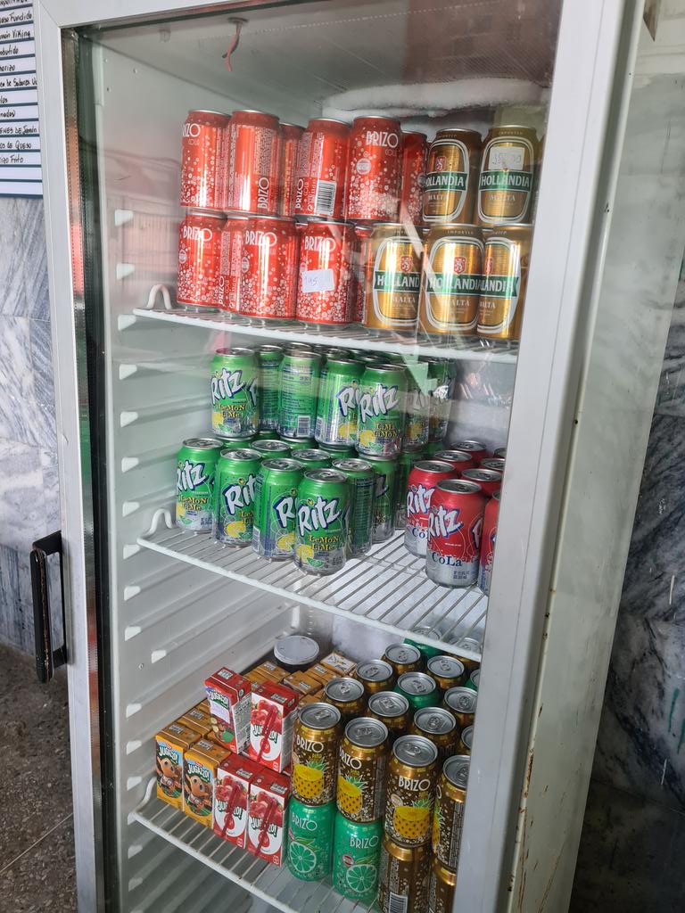 La Cafetería del Estadio Capitán San Luis lista para resivir a nuestro público en la 62 Serie Nacional de Beisbol, Pinar Campeón.
#gastronomiapinar 
<a href="/YenemiBec/">Yenemi Diaz Bec</a> 
<a href="/gecom_pr/">Grupo Empresarial de Comercio Pinar del Río</a> 
<a href="/Rogelio42958633/">Rogelio Hernández Méndez</a> 
<a href="/Tamara46100733/">Tamara Lopez Garcia</a>