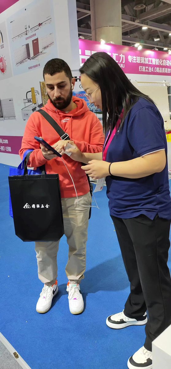 windowmachine1's tweet photo. Thanks old and new friend come to meet me,Guangzhou aluminum window fair ,I love all of yours https://t.co/n2gL2Vgq5U