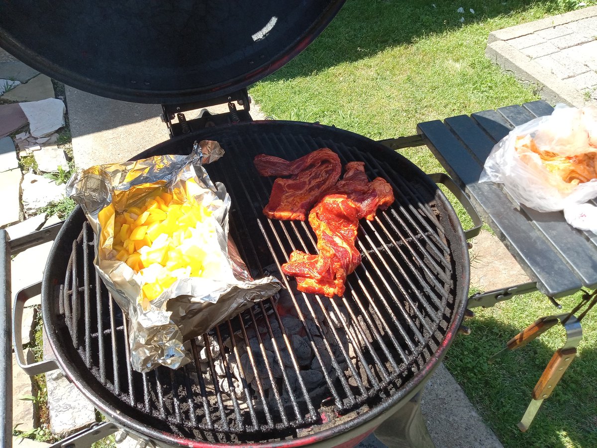 Jaymz_price9's tweet photo. #TexasLove #GoStars #Tablitas #Fajitas https://t.co/8oy0vgVwRZ