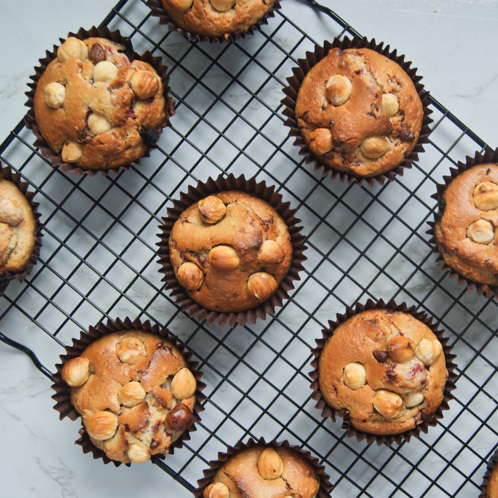 We tried <a href="/cmdcreations/">Charlotte</a> raspberry chocolate chip and hazelnut muffins recipe and they tasted amazing! (altered the recipe)⁠
⁠
The recipe can be found on our blog or on our reels 😊⁠
⁠

#muffin #hazelnutmuffins# simplerecipes#dairyfree #thekitchen #simplerecipe #homemademuffins