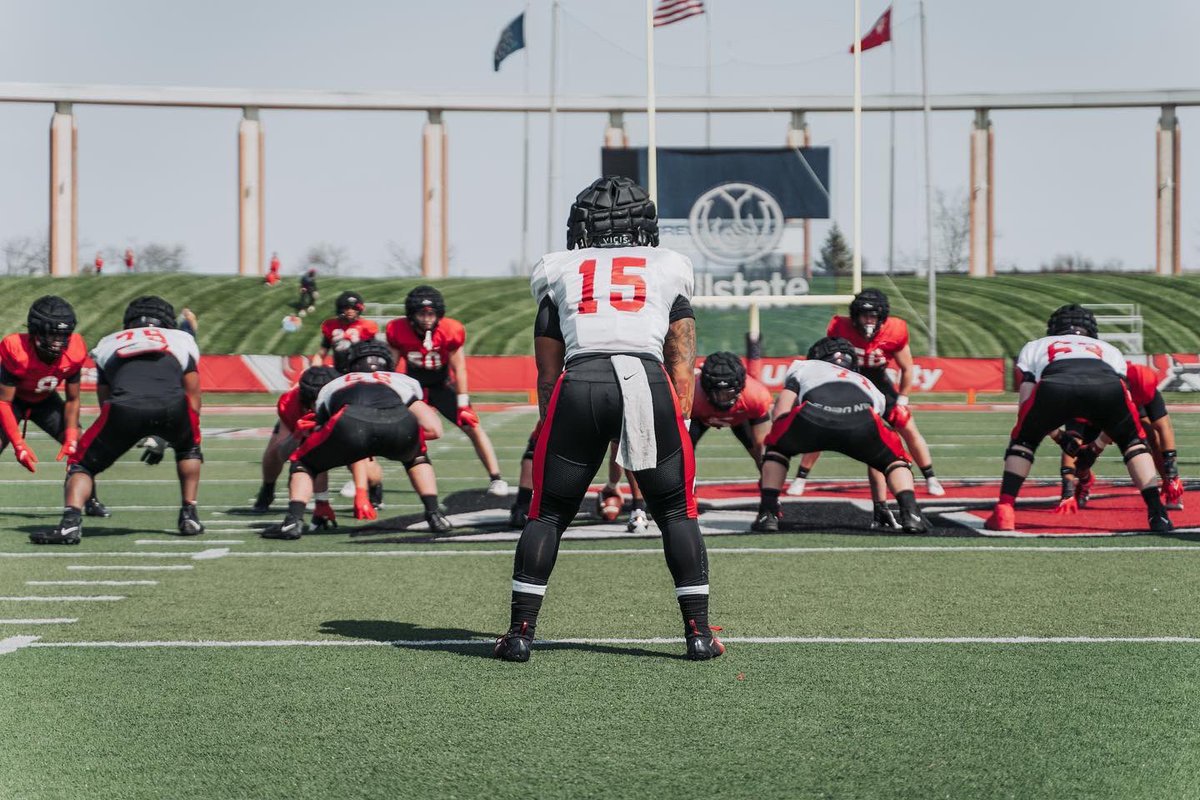 That’s a wrap on 2023 Spring Ball! 

#1AAT x #WeFly