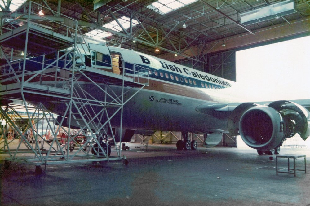 @KenZeroHarm @josemanzella @FanaAviationMag @Airbus @hydra_66 @AlainBaron747 @pilot_airbus @retro748 @flydeck60 @JetBackInTime @BCalStewardess Spent an evening in the BCAL hangar looking over Whiskey Tango in summer of 1984 (they didn't last long at LGW!)