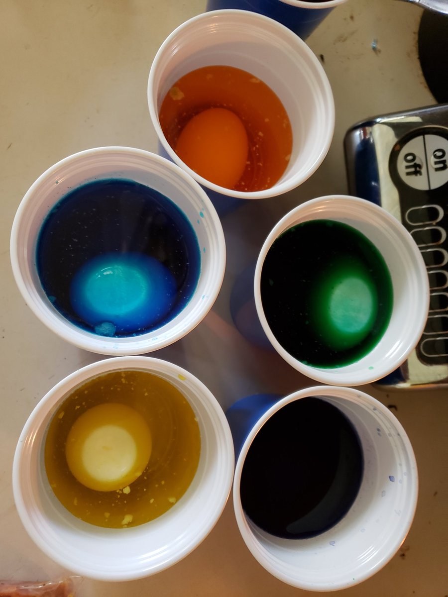 CassieJFox's tweet photo. #EasterWeekend #Flashback 2021 Egg Dye in cups. Childhood Memories, we used to dye eggs on Saturday afternoon with Mom & my brother. The smell of vinegar in the dye in coffee cups. #EggDye #EggHunt https://t.co/AtyzOIrKaR