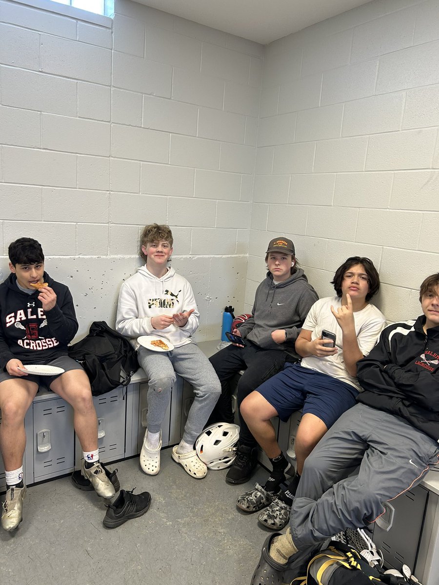 WitchesLax's tweet photo. Great day - AM practice at Bertram followed by pizza as a team. Afternoon at Salem State for a tour of O’Keefe Sports Complex and to watch the hometown team @SalemStateLax in action. Thx Coach Driscoll and team for having us! #GoWitch #RollVikes https://t.co/gihra4y7t3