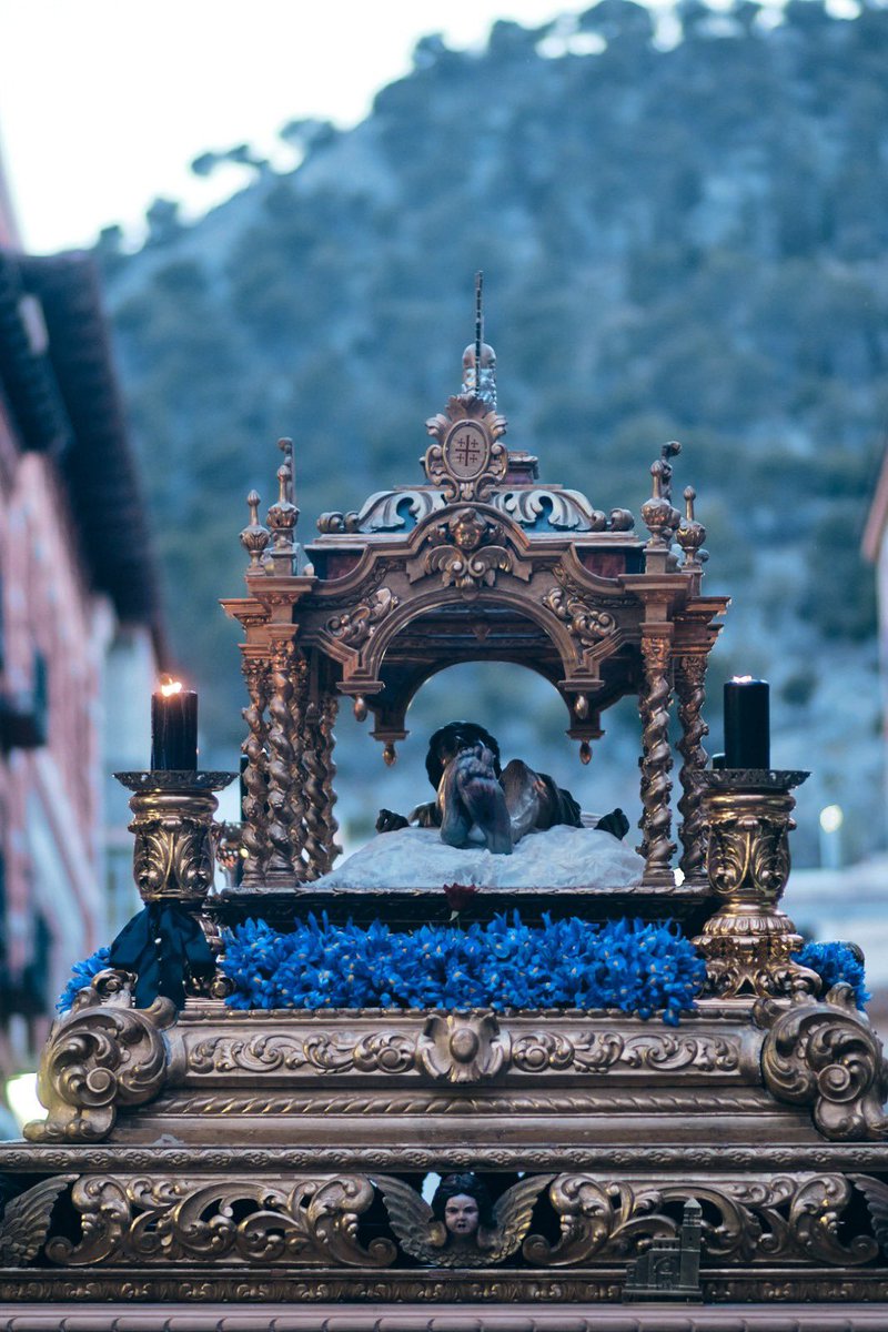 FelipeUtrGar's tweet photo. VIERNES SANTO v.II https://t.co/X0Dn8k64L4
