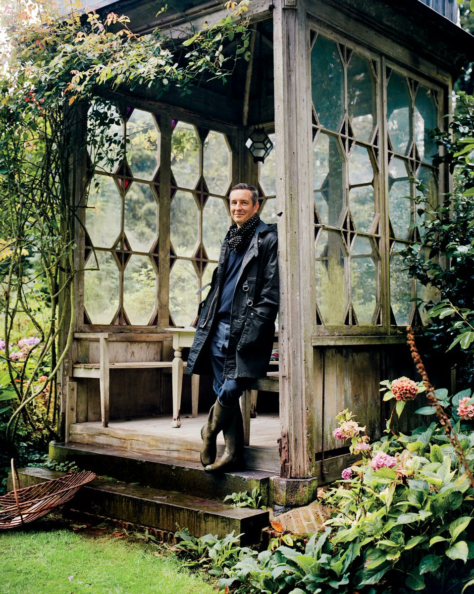 dieworkwear's tweet photo. if i was wealthy, i would build something like dries van noten's garden https://t.co/XHmwBIxVLK