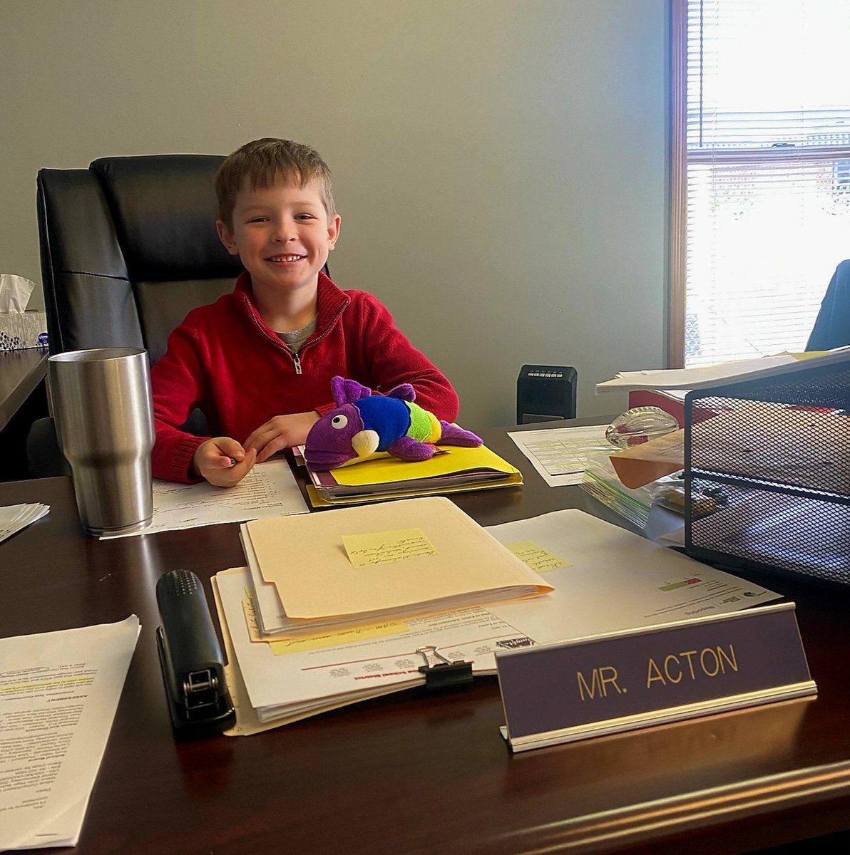 New office..new assistant/helper!  Roll Red Ramblers! #RedRamblers #FinsUpFinsForward #FreeSmiles <a href="/fishphilosophy/">fishphilosophy</a>  <a href="/IAPSS_ORG/">IAPSS</a> <a href="/suptdrmccormick/">Coming Soon</a>