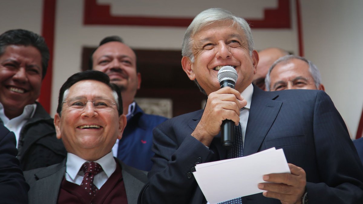 Juan_OrtizMX's tweet photo. Algo que me llama mucho la atención sobre Segalmex. 

Claro, es evidente el alto nivel de corrupción. 

¿Pero sabían este dato?

De cada 100 pesos que manejó Segalmex, 58 pesos se fueron en corrupción.

¡En sólo 3 años!

🧵 https://t.co/XleDIBPx4H
