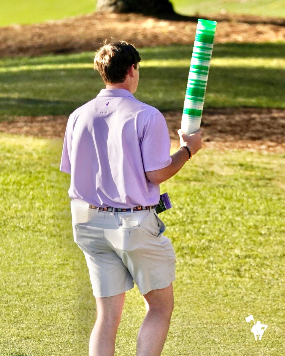 CaddieNetwork's tweet photo. Not sure what's more impressive: actually winning @TheMasters or this 👇😂 https://t.co/iFInAUzagR