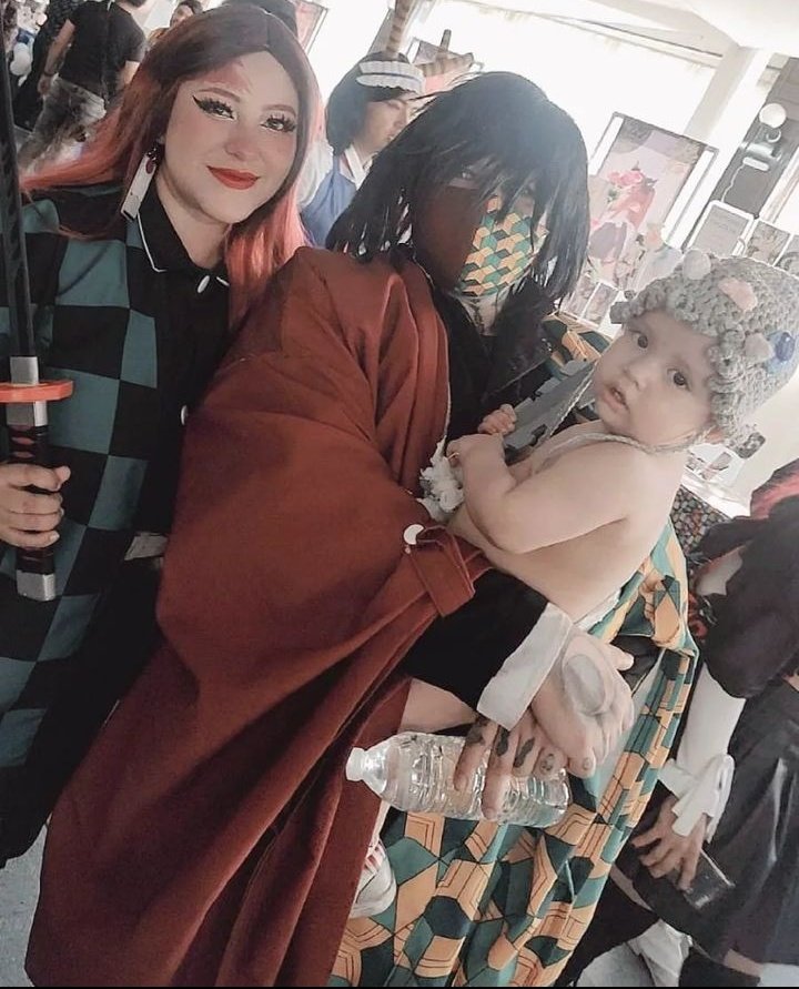 MichellPorrasOf's tweet photo. Miren que hermosooooooooo 😭😭😭❤️❤️❤️❤️

#MichellPorras #cosplay #tanjiro #kimetsunoyaiba #cosplayer #baby #inosuke #tomioka https://t.co/5RpIJqnptn