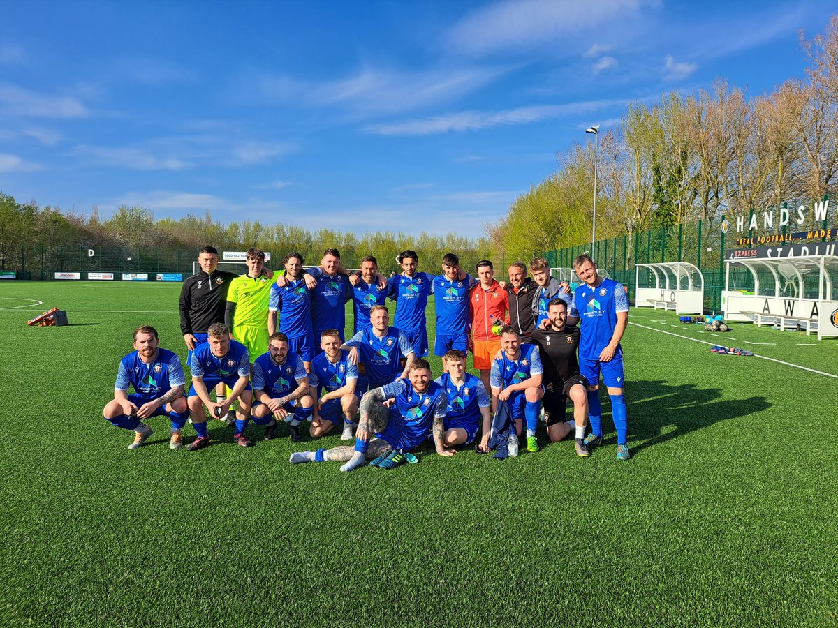ThackleyAFC's tweet photo. That's the season over. Brilliant group of players and management. So much hard work from everyone over the season. On to the next one. https://t.co/tNlIgMxuIj