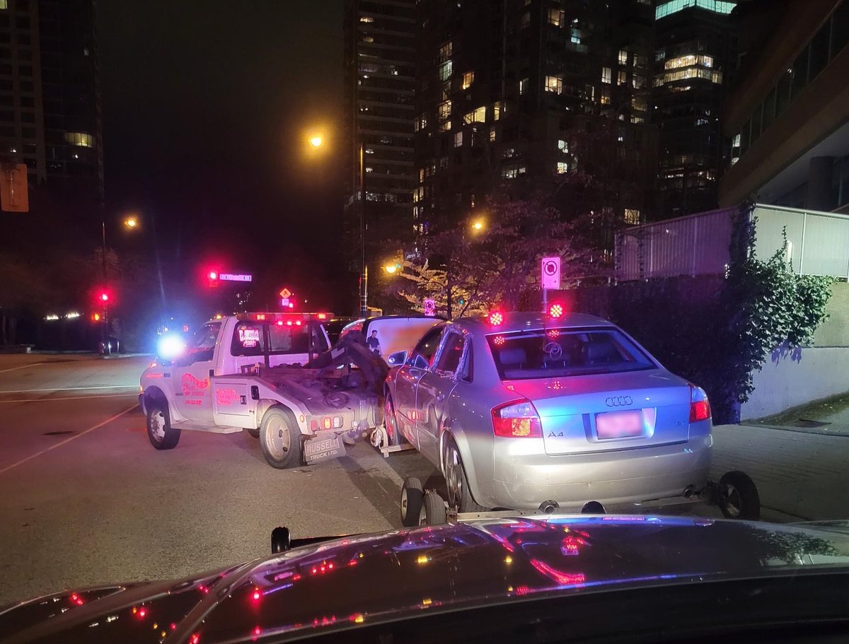 Last night at Jervis/Hastings st our member stopped this car for expired insurance (March 2022) turns out the driver had an expired driver's licence (Sept. 2021) and was impaired by drugs. #JoinVPD #ThePlaceToBe