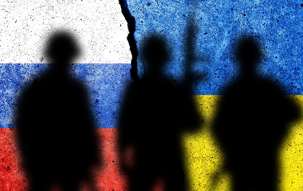 EndTimeHeadline's tweet photo. Putin prepares for an invasion of Crimea, Preparing to evacuate civilians from occupied areas of South,  Zelensky 'prepares spring offensive'. Read more below:
https://t.co/jXZR9BCPRD https://t.co/UuncISAsE2